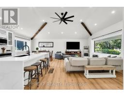 19 WOODMAN DRIVE, Brantford, Ontario
