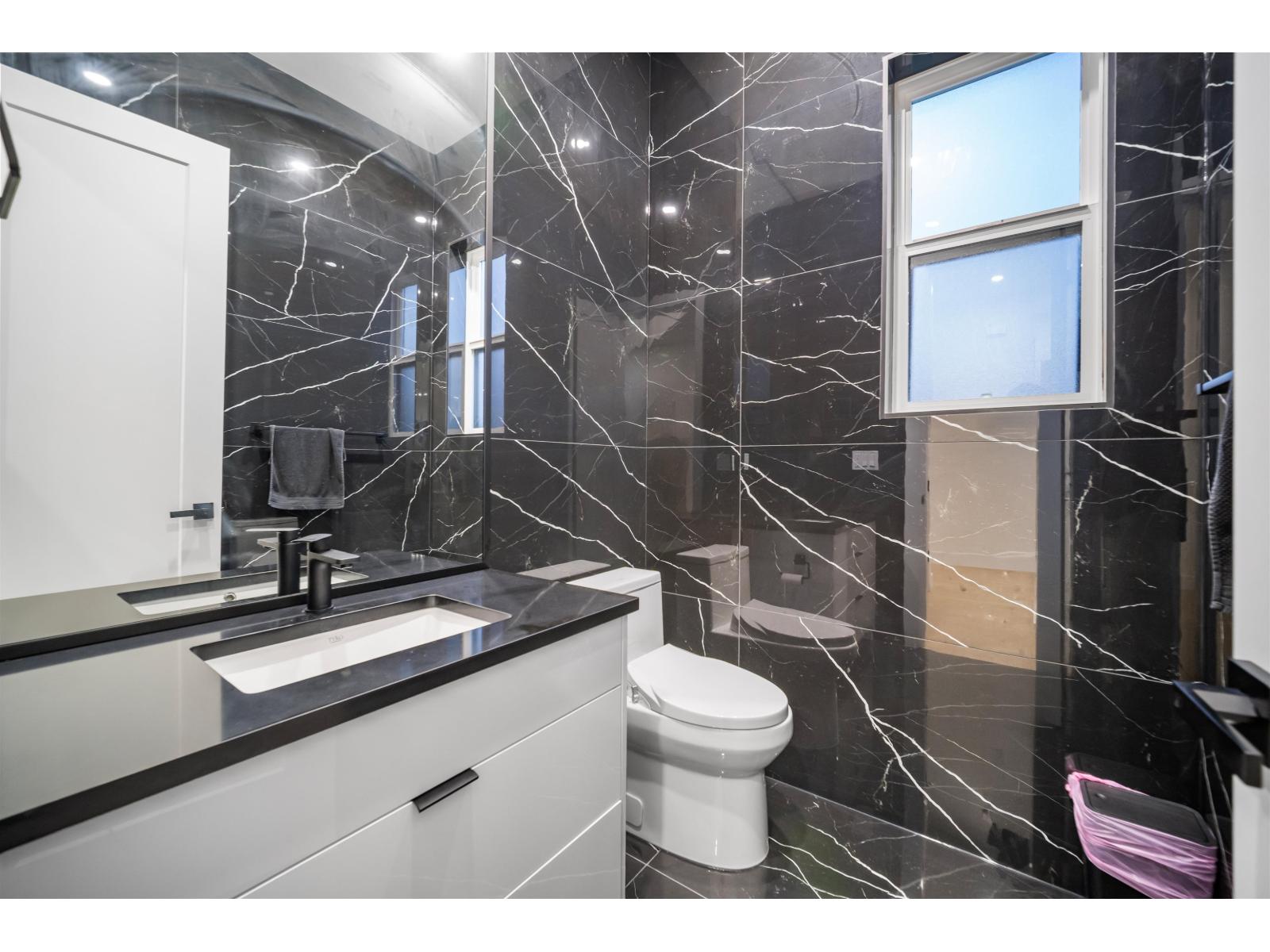 3051 Royal Street, Abbotsford, British Columbia  V2T 2J1 - Photo 13 - R3146818