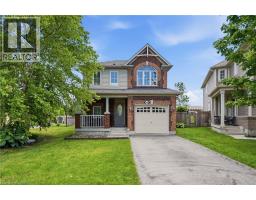 240 EMICK Drive, Hamilton, Ontario
