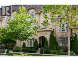 253 HANOVER Street, Oakville, Ontario