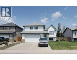 12 Upland Place W, Brooks, Alberta