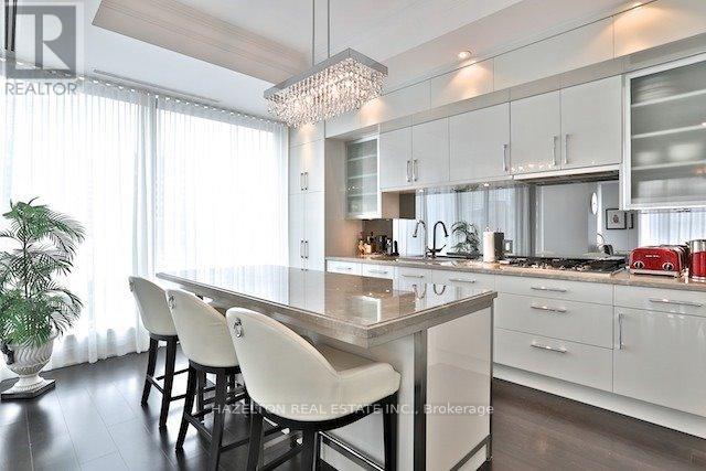 705 - 55 Scollard Street, Toronto, Ontario  M5R 0A1 - Photo 10 - C13584400