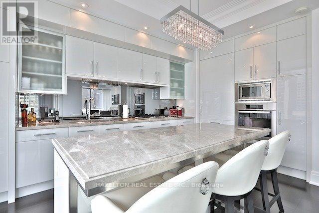 705 - 55 Scollard Street, Toronto, Ontario  M5R 0A1 - Photo 11 - C13584400