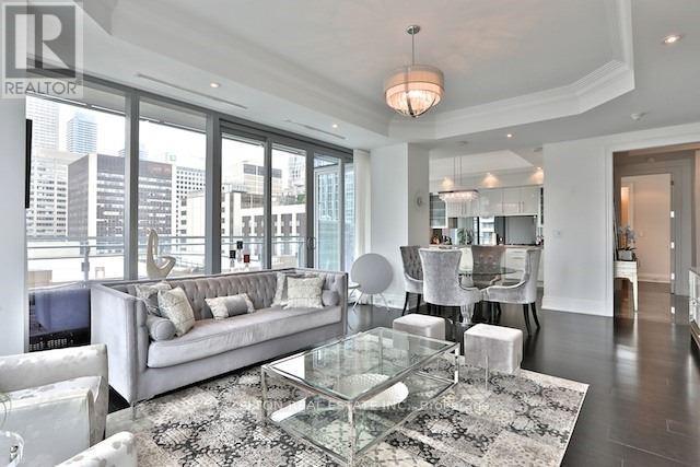 705 - 55 Scollard Street, Toronto, Ontario  M5R 0A1 - Photo 5 - C13584400