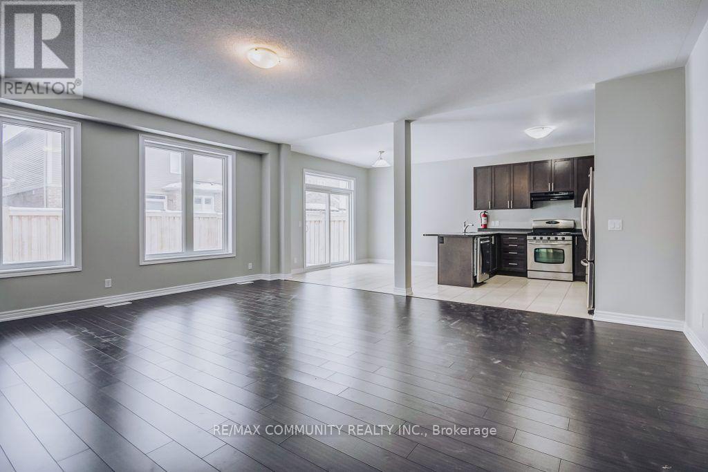 2436 New Providence Street, Oshawa, Ontario  L1L 0G2 - Photo 7 - E13584392