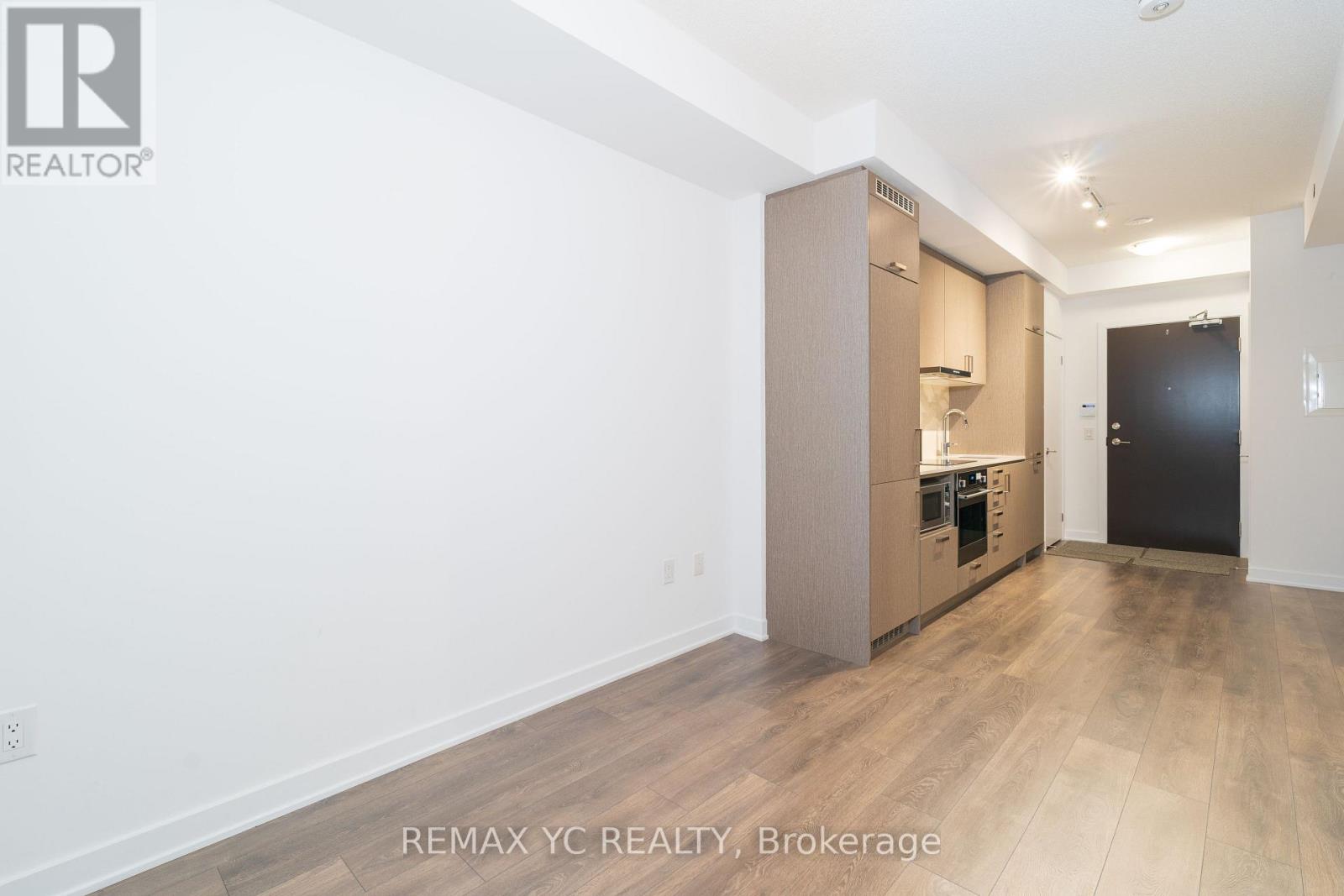 701 - 60 Honeycrisp Crescent, Vaughan, Ontario  L4K 0N5 - Photo 5 - N13584326