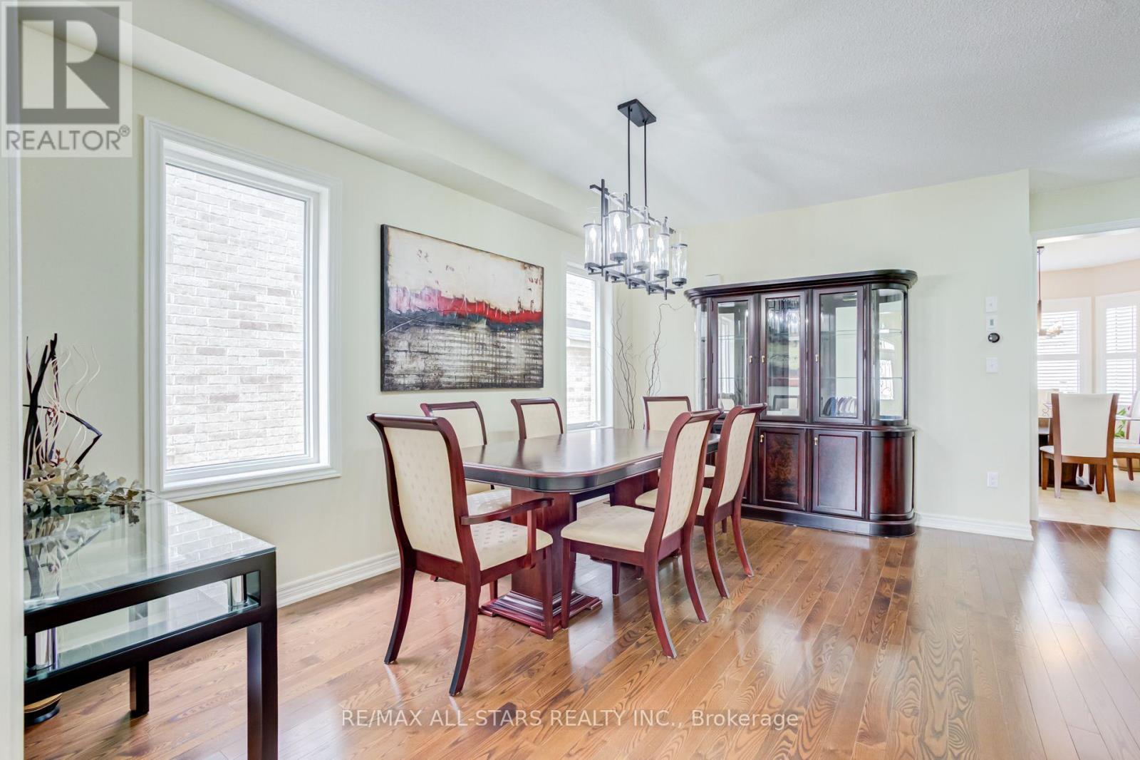 102 Creekland Avenue, Whitchurch-Stouffville, Ontario  L4A 1X4 - Photo 8 - N13584394