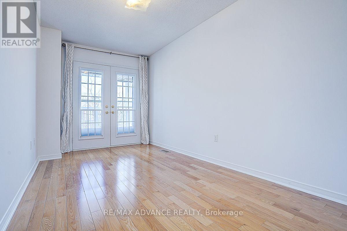 137 Laramie Crescent, Vaughan, Ontario  L6A 0R1 - Photo 29 - N13584474
