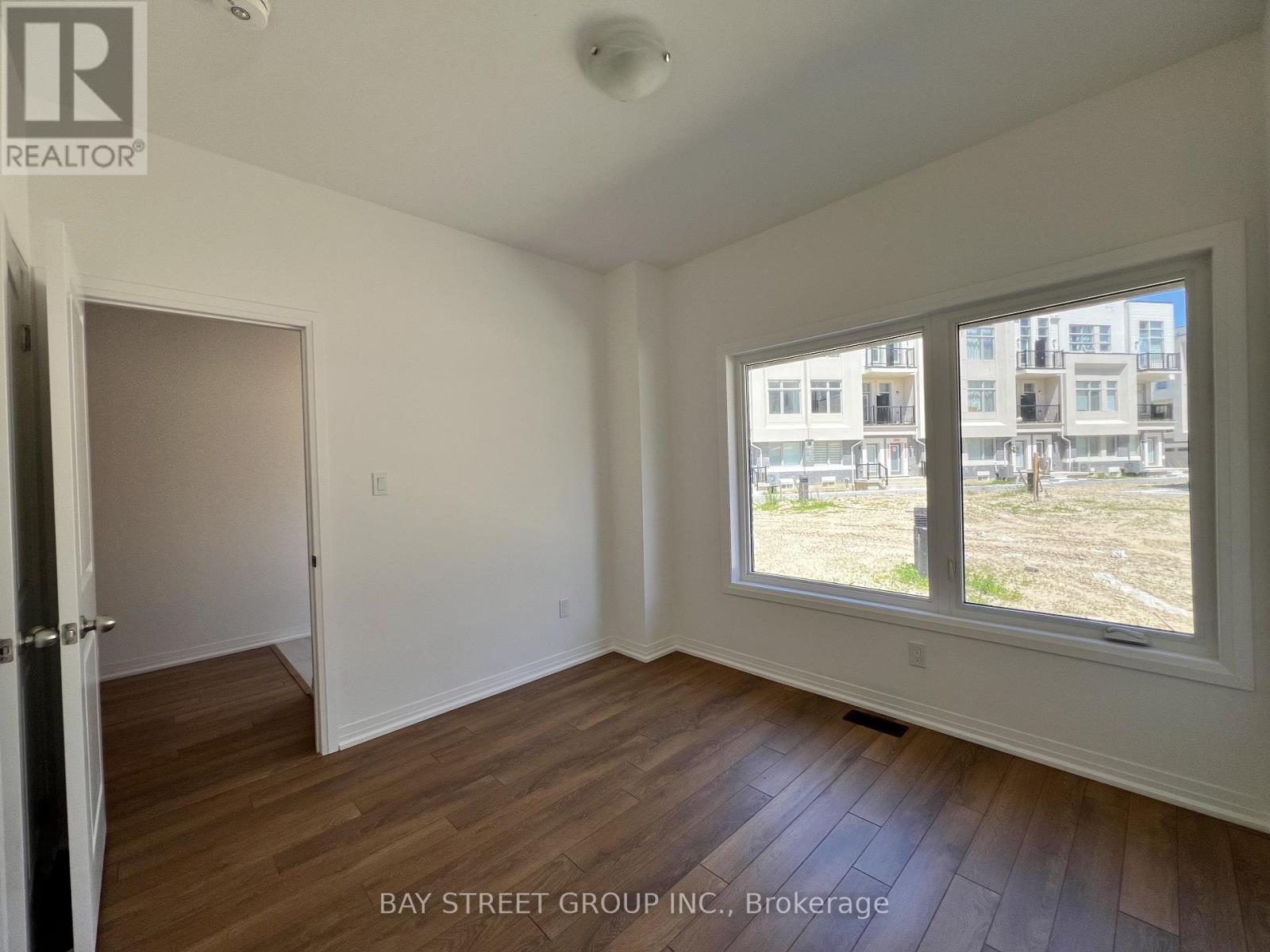 25 Albert Firman Lane, Markham, Ontario  L6C 2V6 - Photo 3 - N13584560