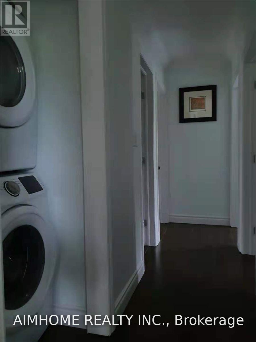 Main - 9 Maldaver Avenue, Mississauga, Ontario  L5M 1W4 - Photo 6 - W13584362