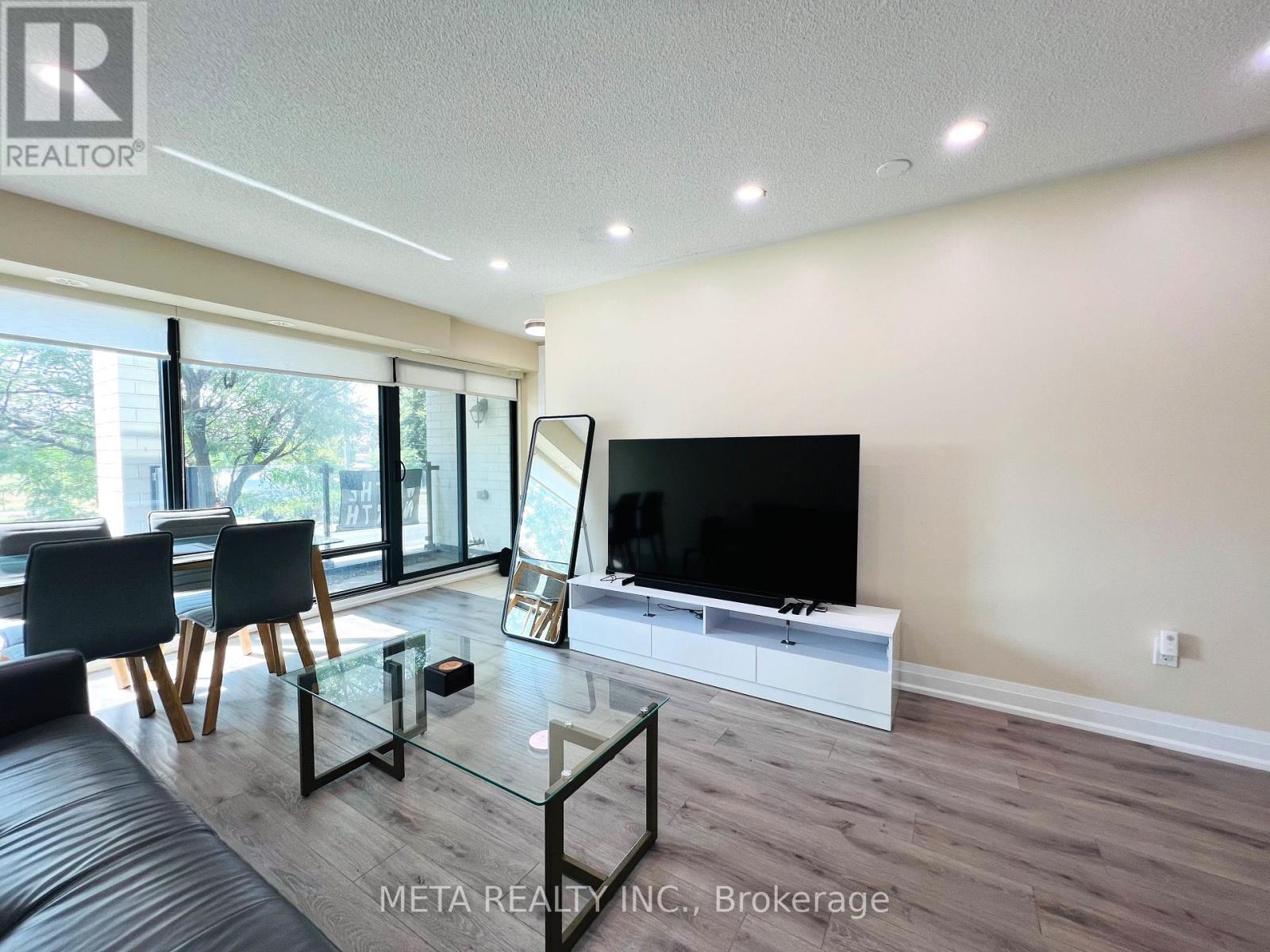 701 - 138 Widdicombe Hill Boulevard, Toronto, Ontario  M9R 0A9 - Photo 8 - W13584376