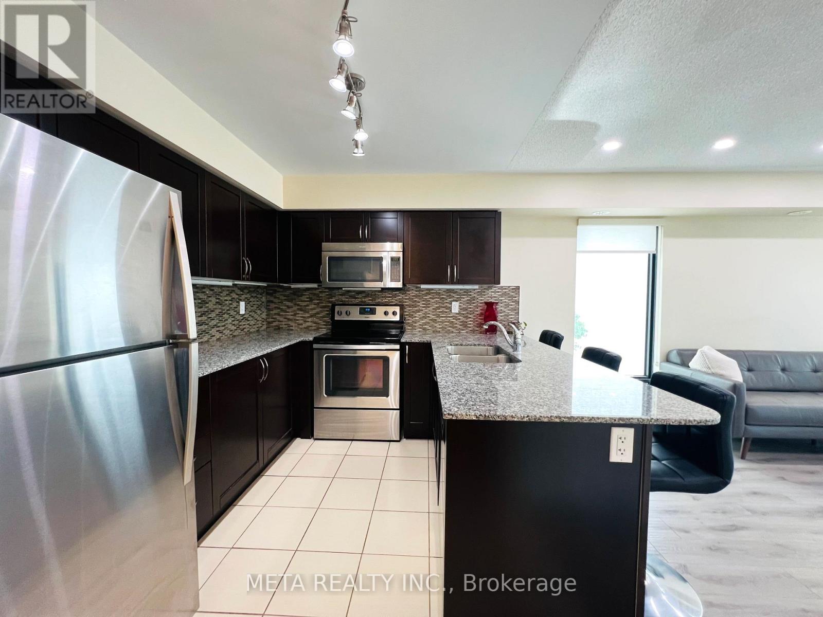 701 - 138 Widdicombe Hill Boulevard, Toronto, Ontario  M9R 0A9 - Photo 9 - W13584376