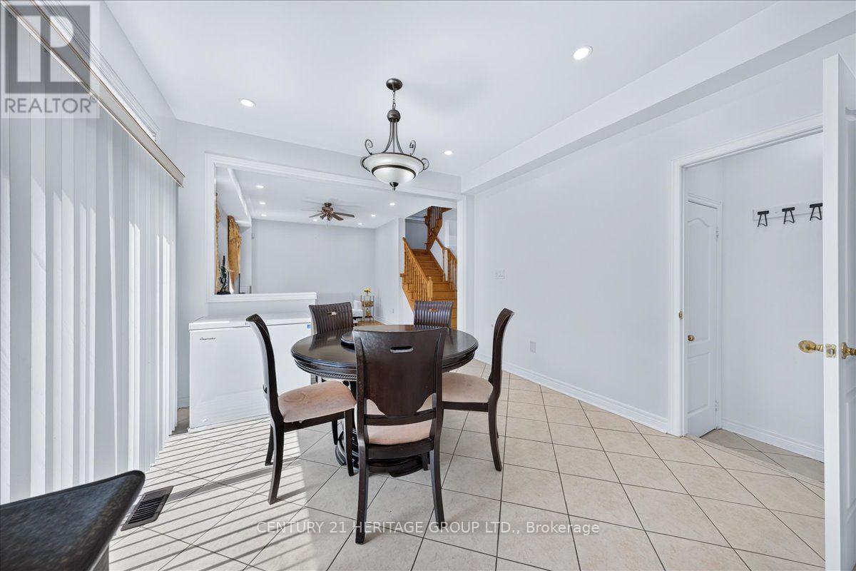 19 Reynolds Avenue, Brampton, Ontario  L6P 2C1 - Photo 13 - W13584384
