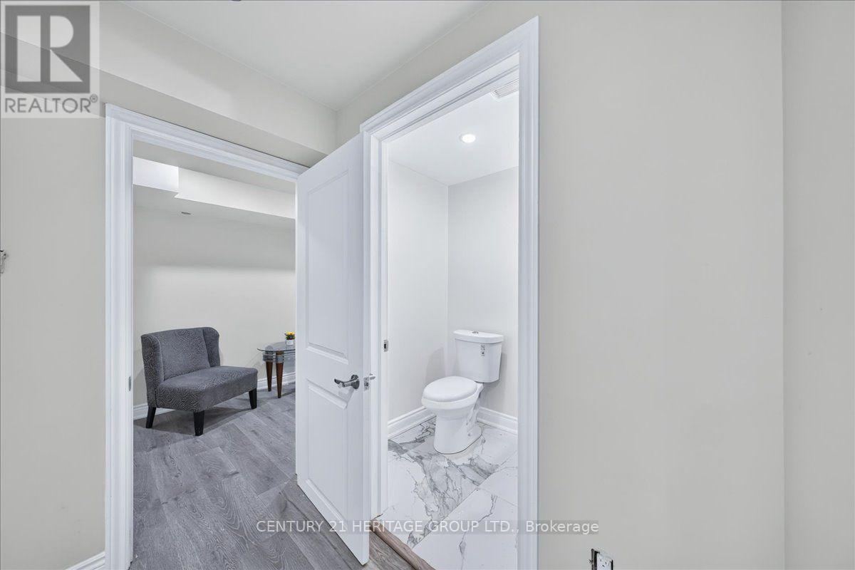 19 Reynolds Avenue, Brampton, Ontario  L6P 2C1 - Photo 43 - W13584384
