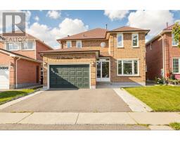 33 BLACKMERE CIRCLE, Brampton, Ontario