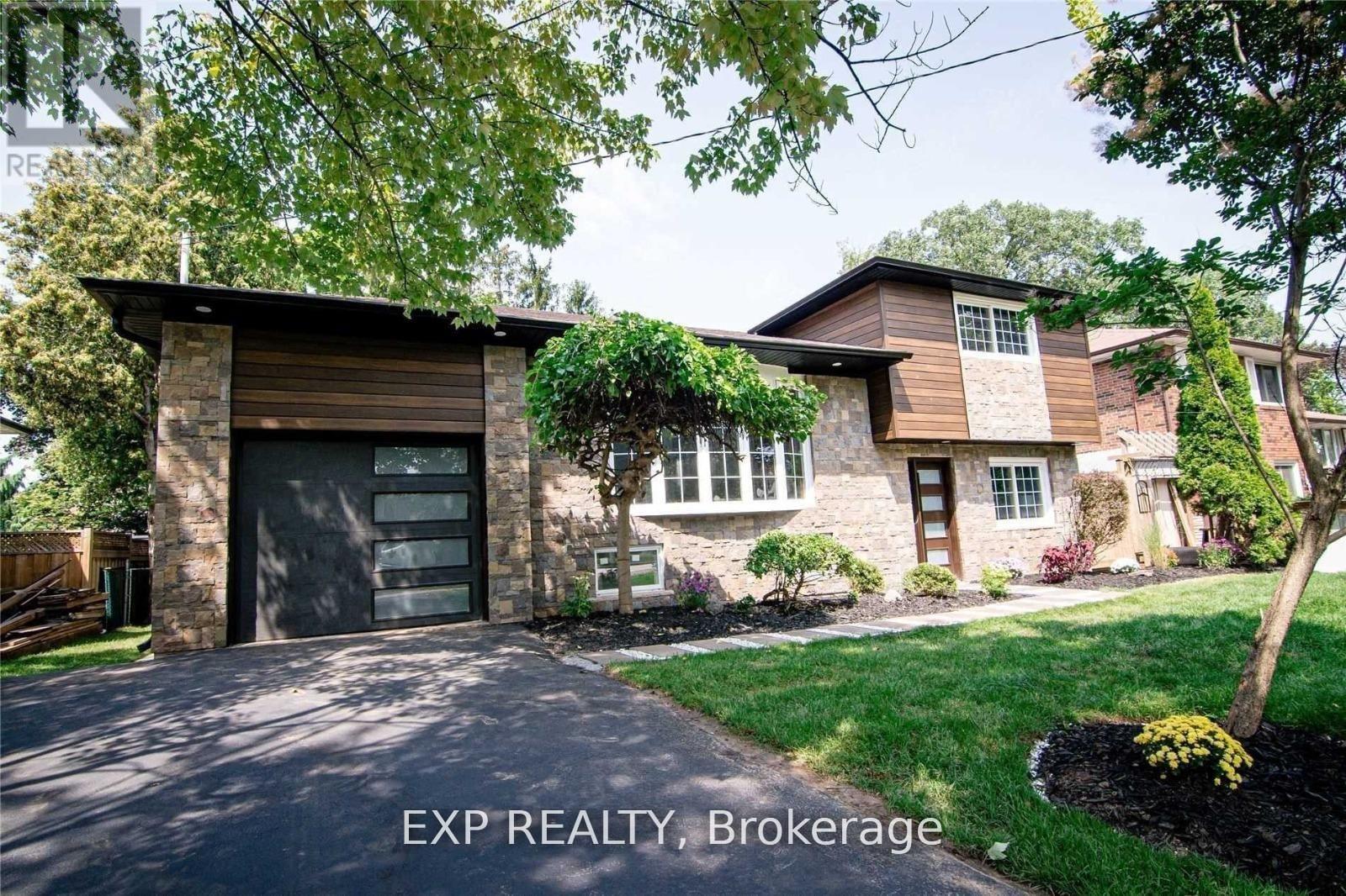 2117 BRIDGE ROAD, Oakville, Ontario