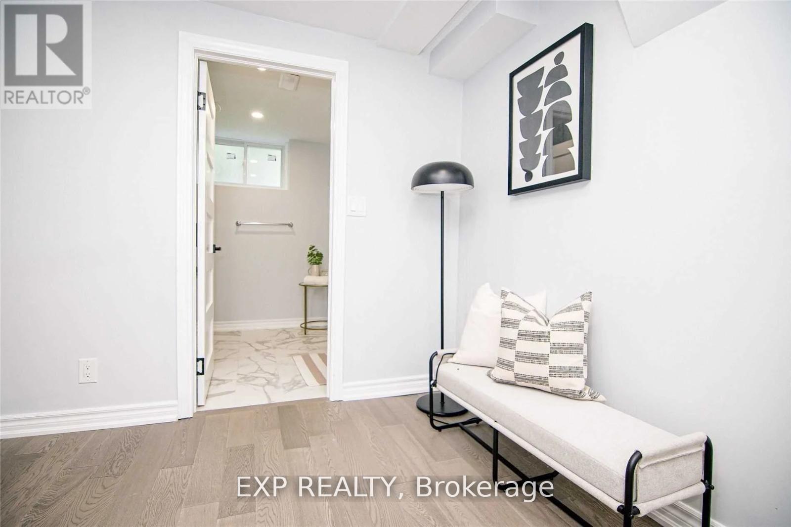 2117 Bridge Road, Oakville, Ontario  L6L 2E8 - Photo 12 - W13584514