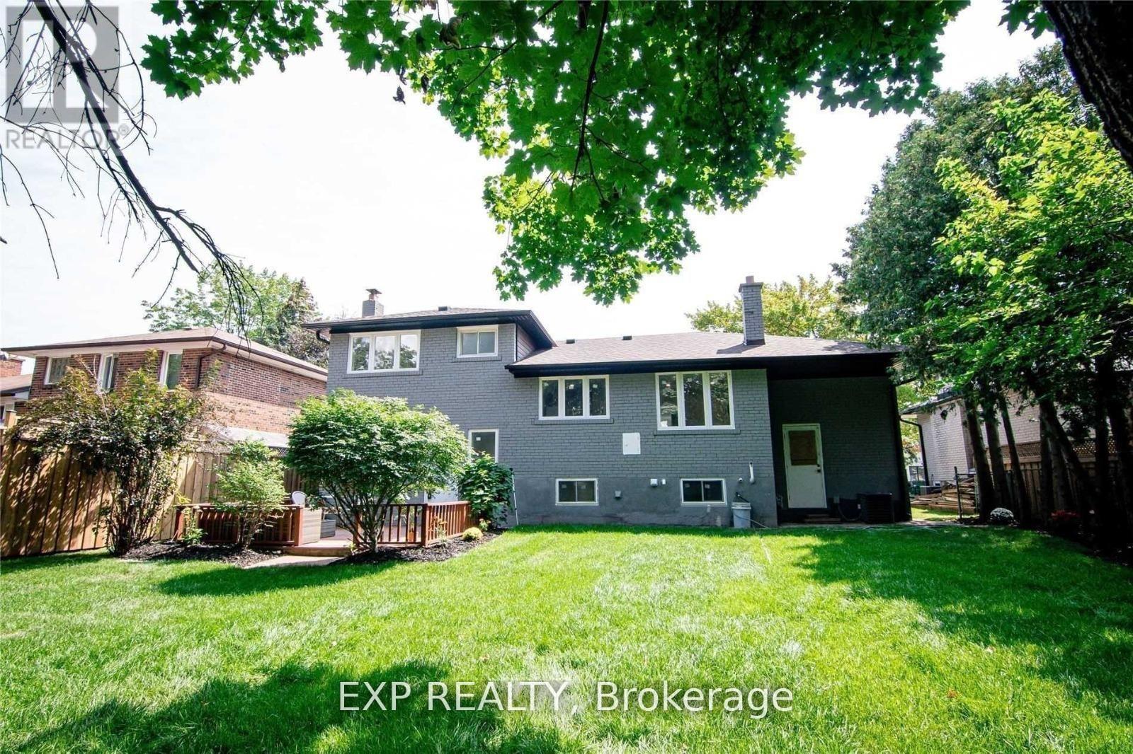 2117 Bridge Road, Oakville, Ontario  L6L 2E8 - Photo 7 - W13584514