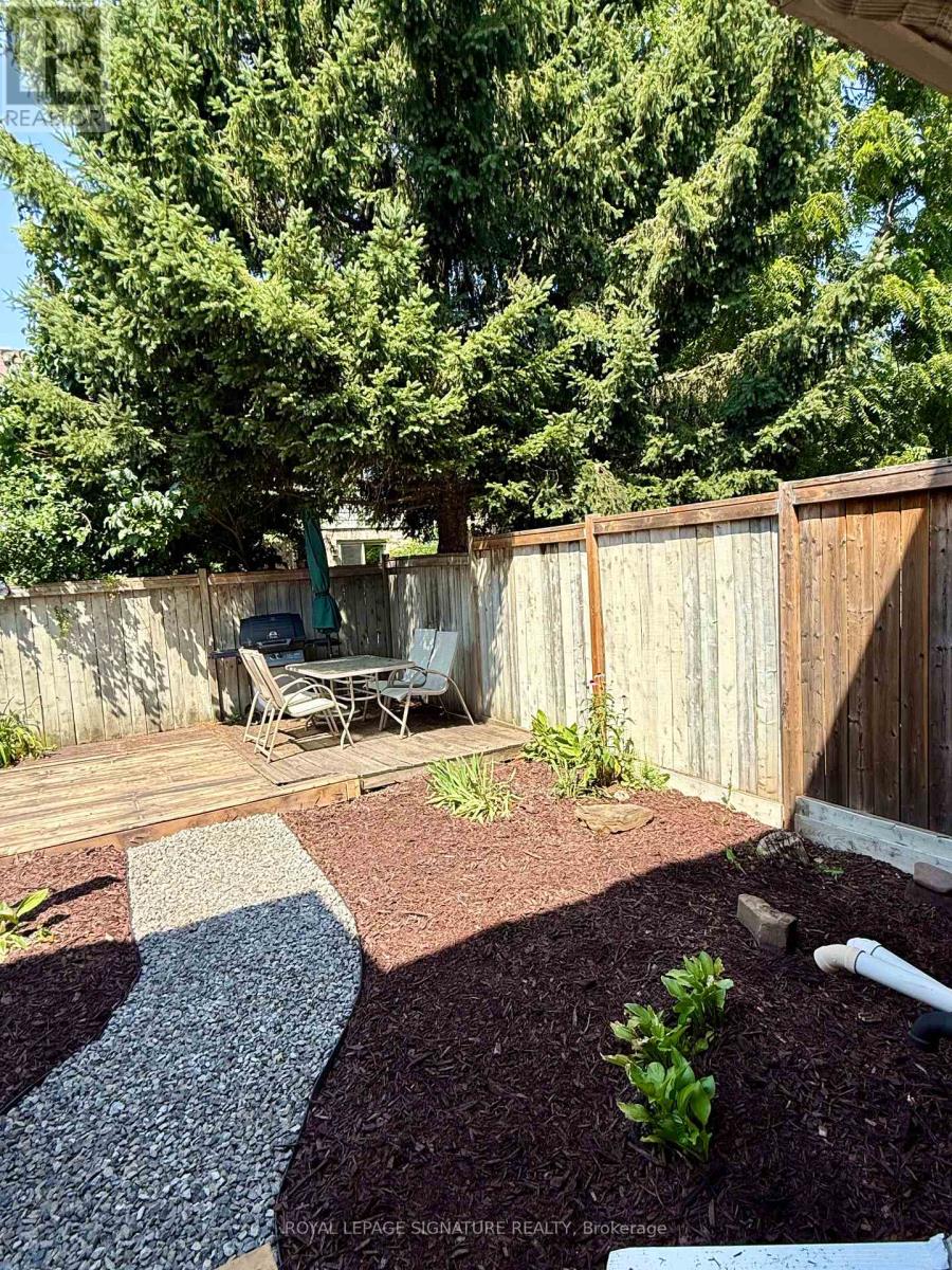 1133 Westview Terrace, Oakville, Ontario  L6M 3M1 - Photo 14 - W13584534