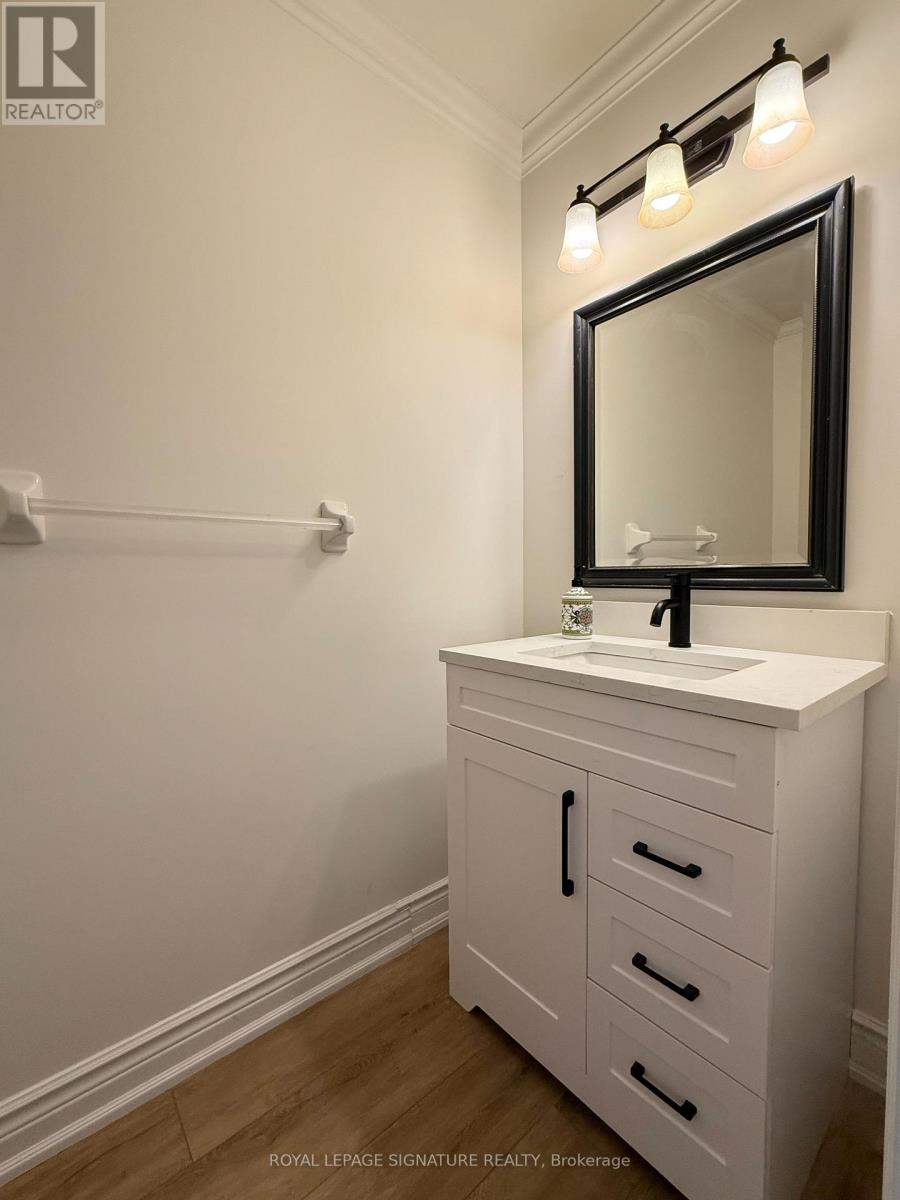 1133 Westview Terrace, Oakville, Ontario  L6M 3M1 - Photo 5 - W13584534