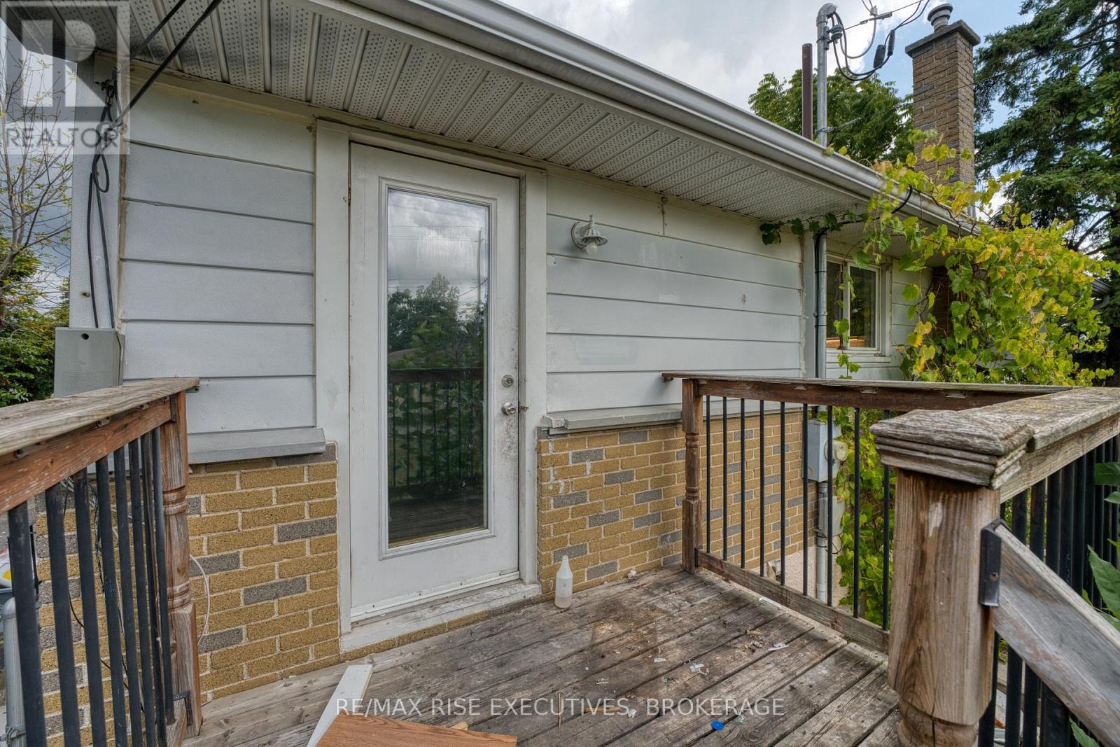 1 - 22 RUSKIN STREET - Photo 17