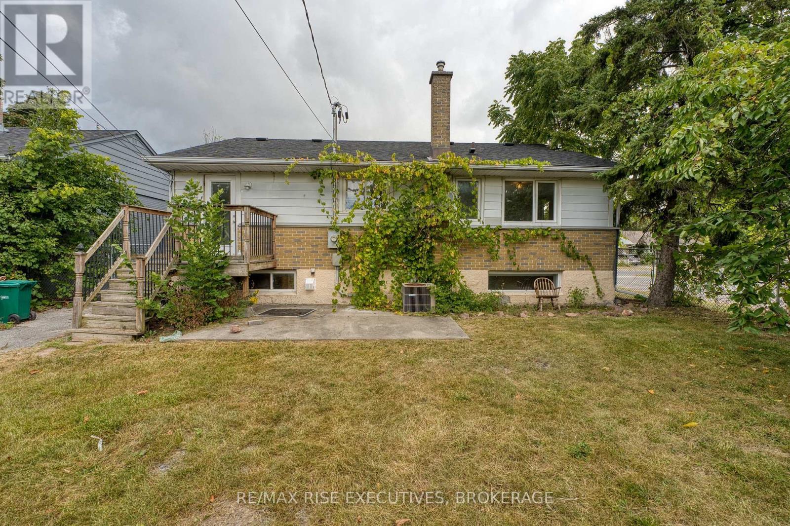 1 - 22 RUSKIN STREET - Photo 21