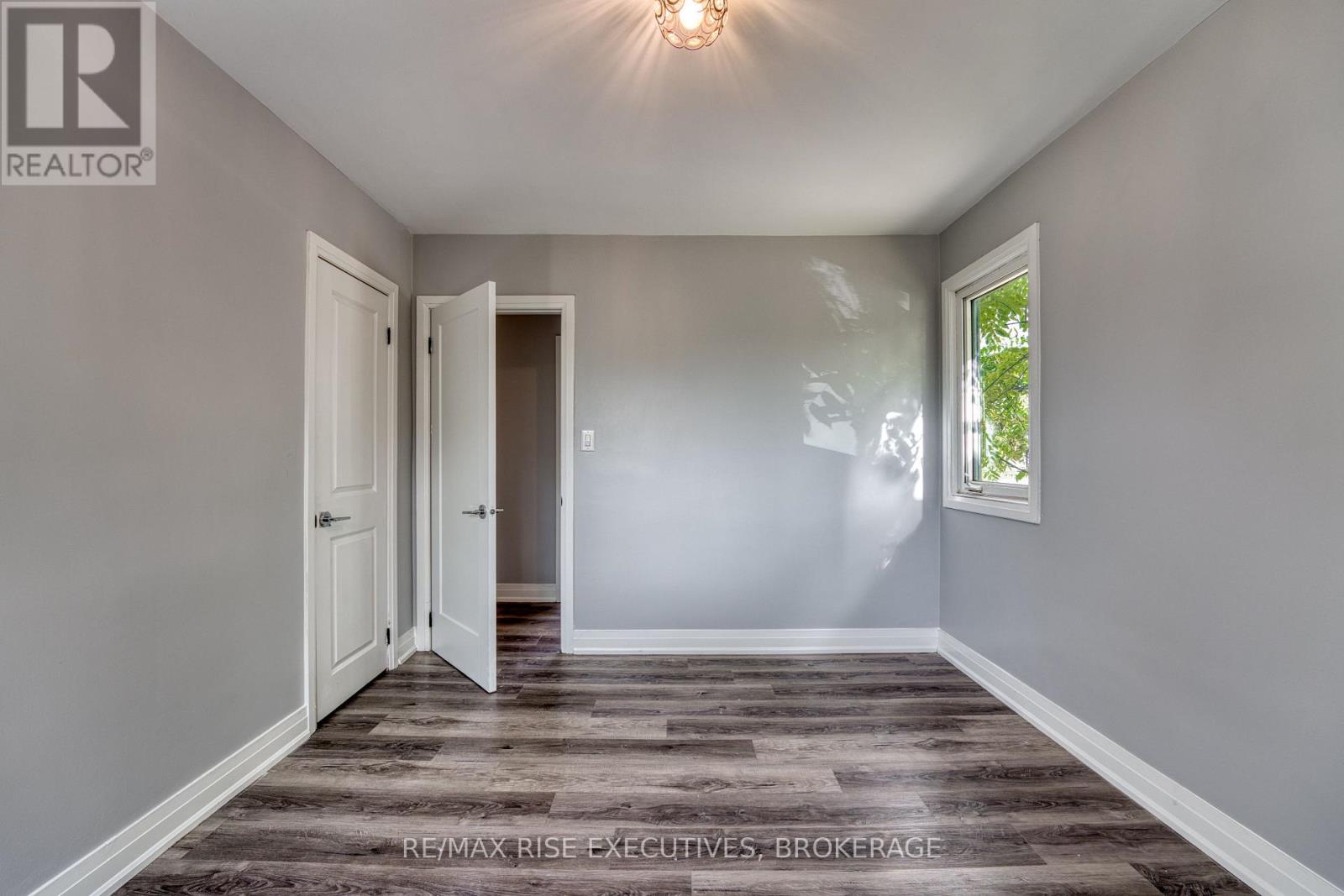 1 - 22 RUSKIN STREET - Photo 7