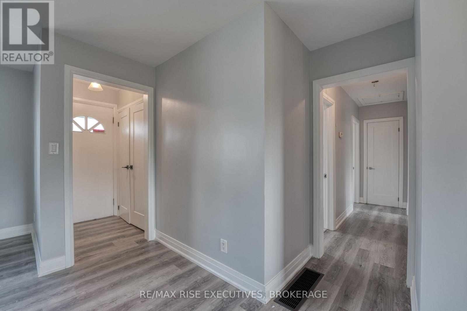 1 - 22 RUSKIN STREET - Photo 6