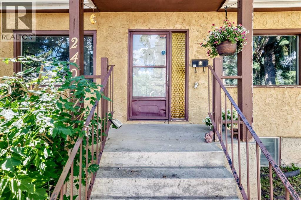 2405 30 Street SW, Calgary, Alberta  T2E 2L9 - Photo 4 - A2330334