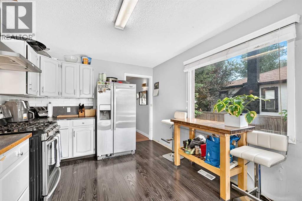 2405 30 Street SW, Calgary, Alberta  T2E 2L9 - Photo 17 - A2330334