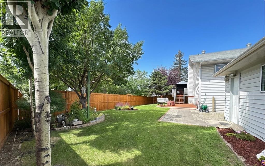 228 Erin Woods Drive Se, Calgary, Alberta  T2B 3B9 - Photo 30 - A2330215