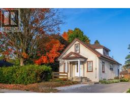 75 DENNE BOULEVARD, Newmarket, Ontario
