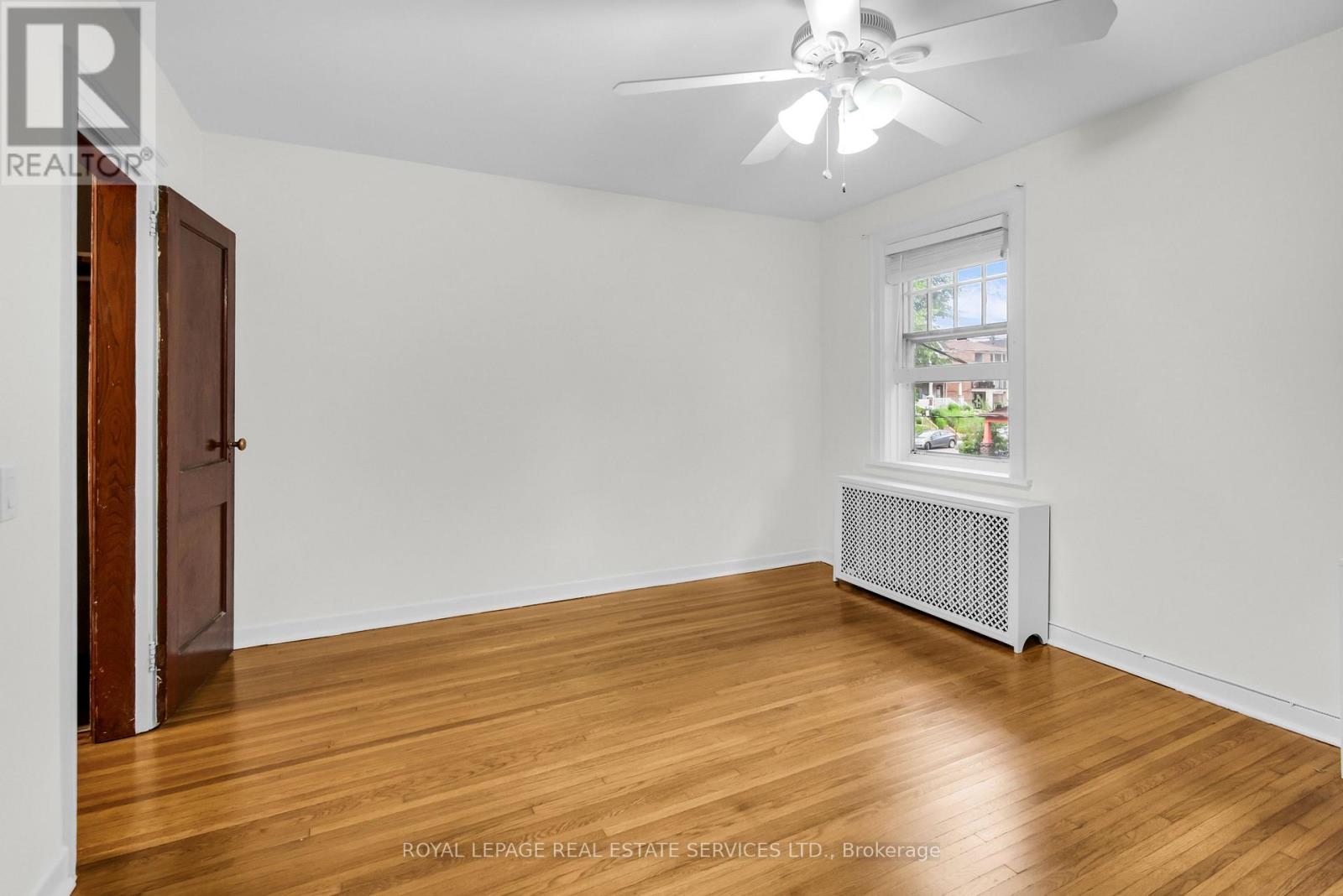 56 Arlington Avenue, Toronto, Ontario  M6G 3K8 - Photo 21 - C13584570