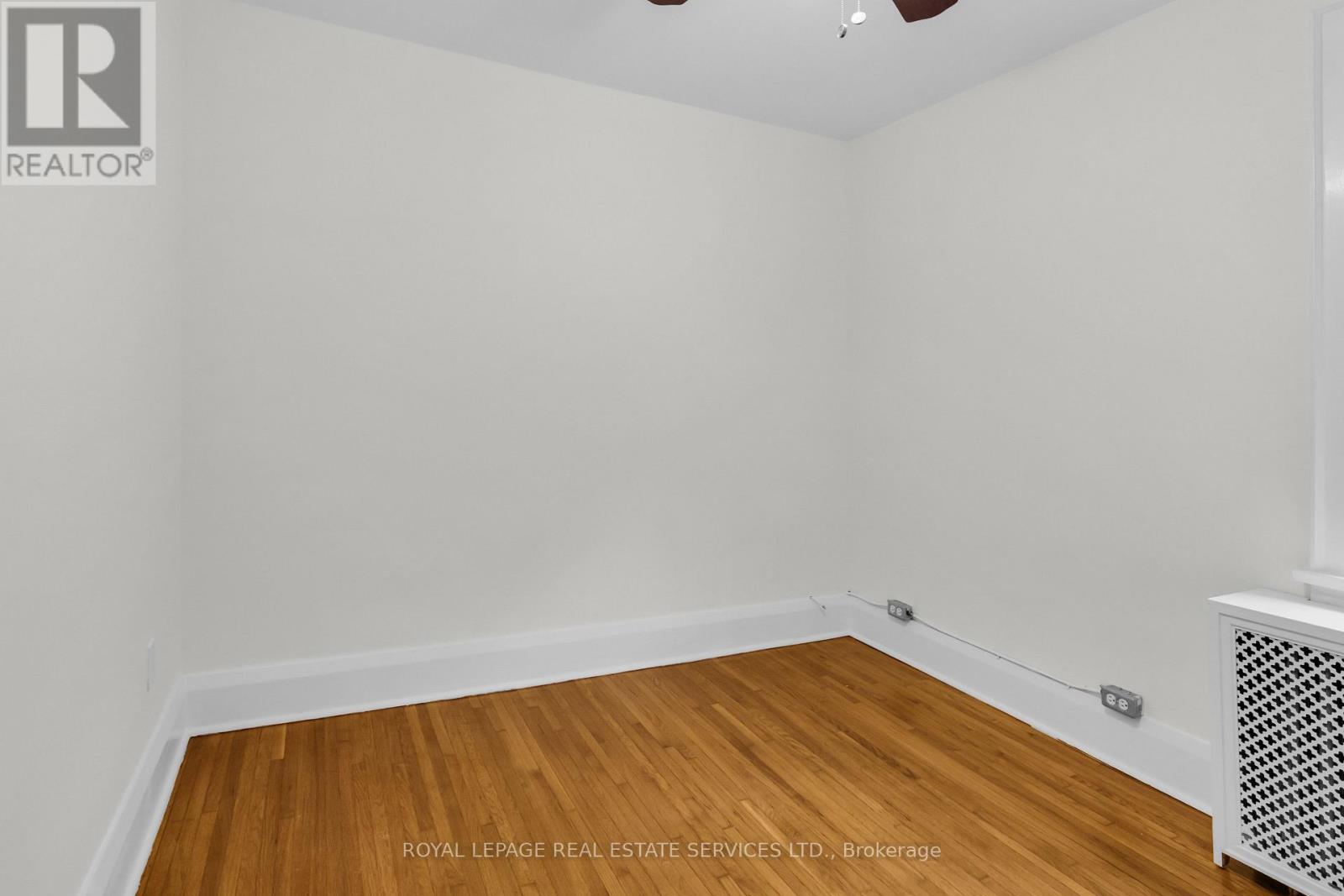 56 Arlington Avenue, Toronto, Ontario  M6G 3K8 - Photo 24 - C13584570