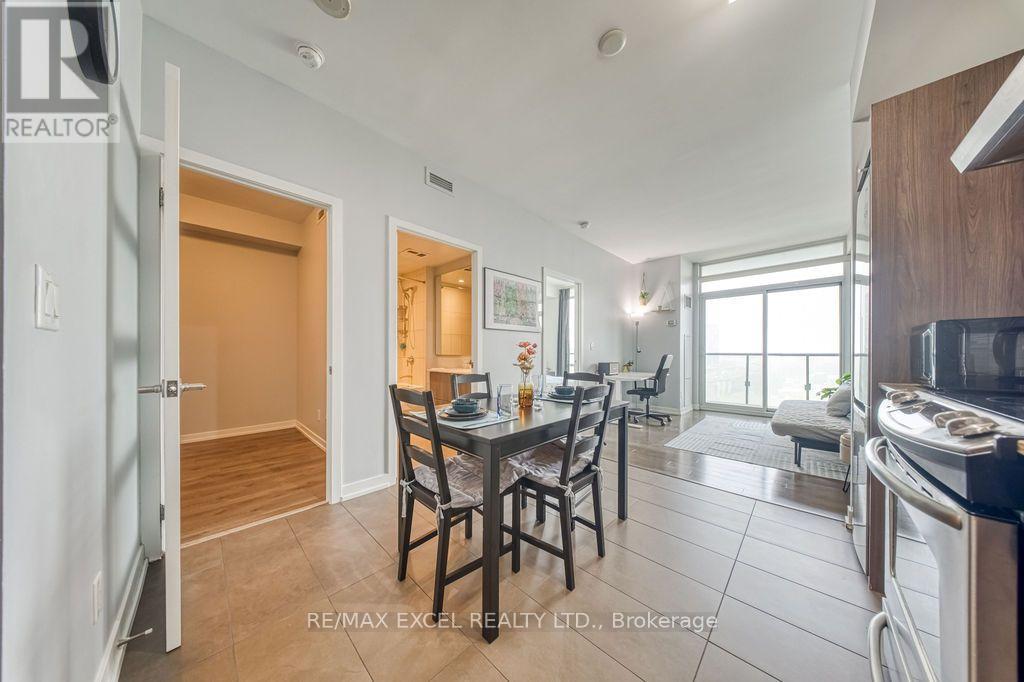 1301 - 170 Fort York Boulevard, Toronto, Ontario M5V 0E6 - Photo 2 - C13584598