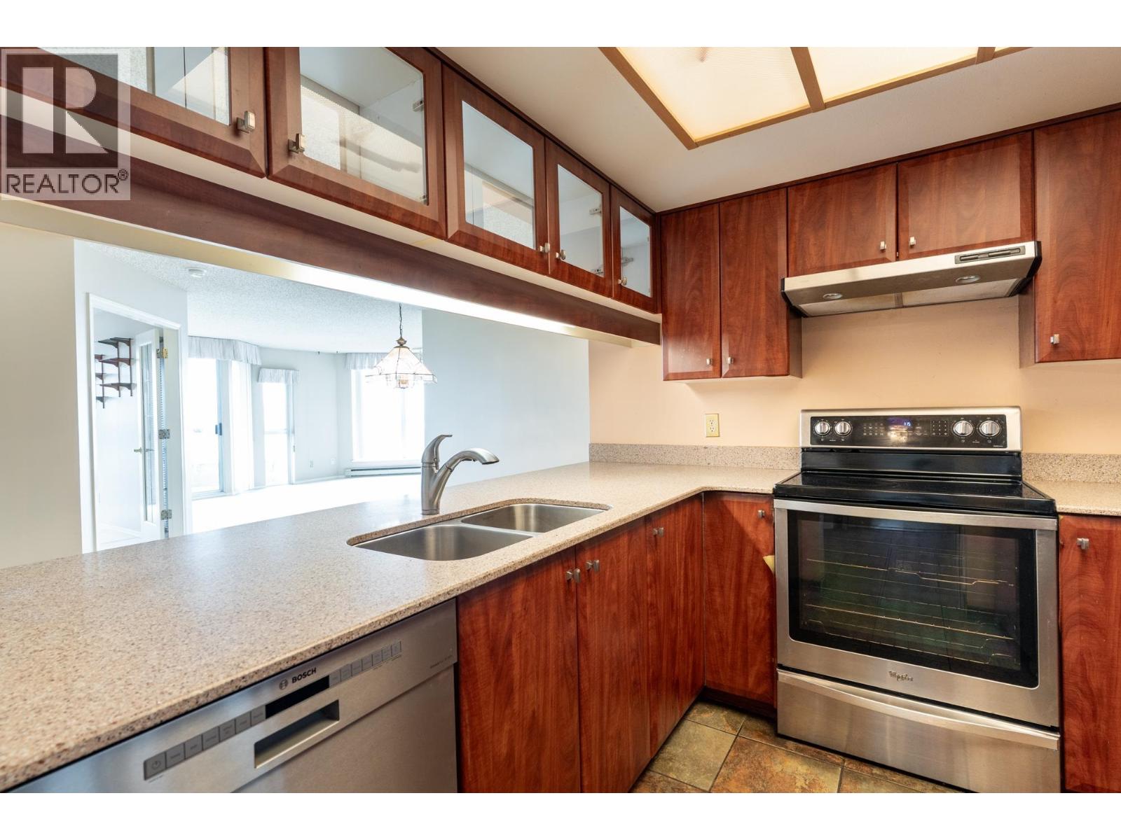 903 69 Jamieson Court, New Westminster, British Columbia  V3L 5R3 - Photo 7 - R3147280