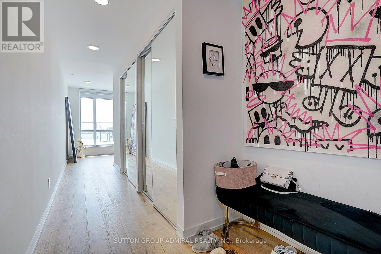 712 - 8 Beverly Glen Boulevard, Vaughan, Ontario L4J 0L5 - Photo 2 - N13584610