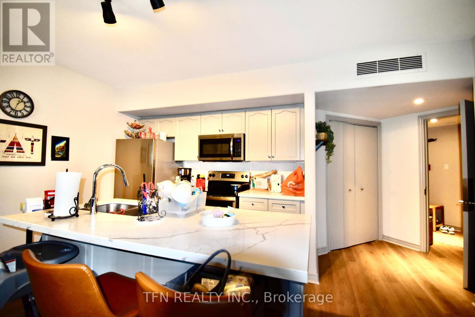 2498 - 90 Highland Drive, Oro-Medonte, Ontario  L0L 2L0 - Photo 2 - S13584686