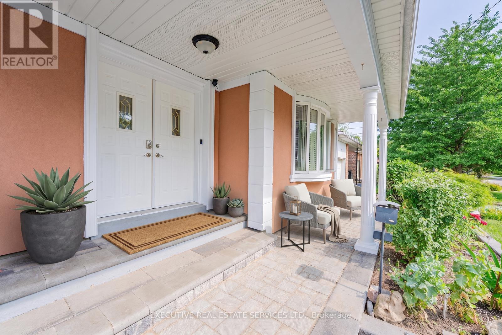 37 Ravenview Drive, Toronto, Ontario  M1E 3L9 - Photo 13 - E13583786