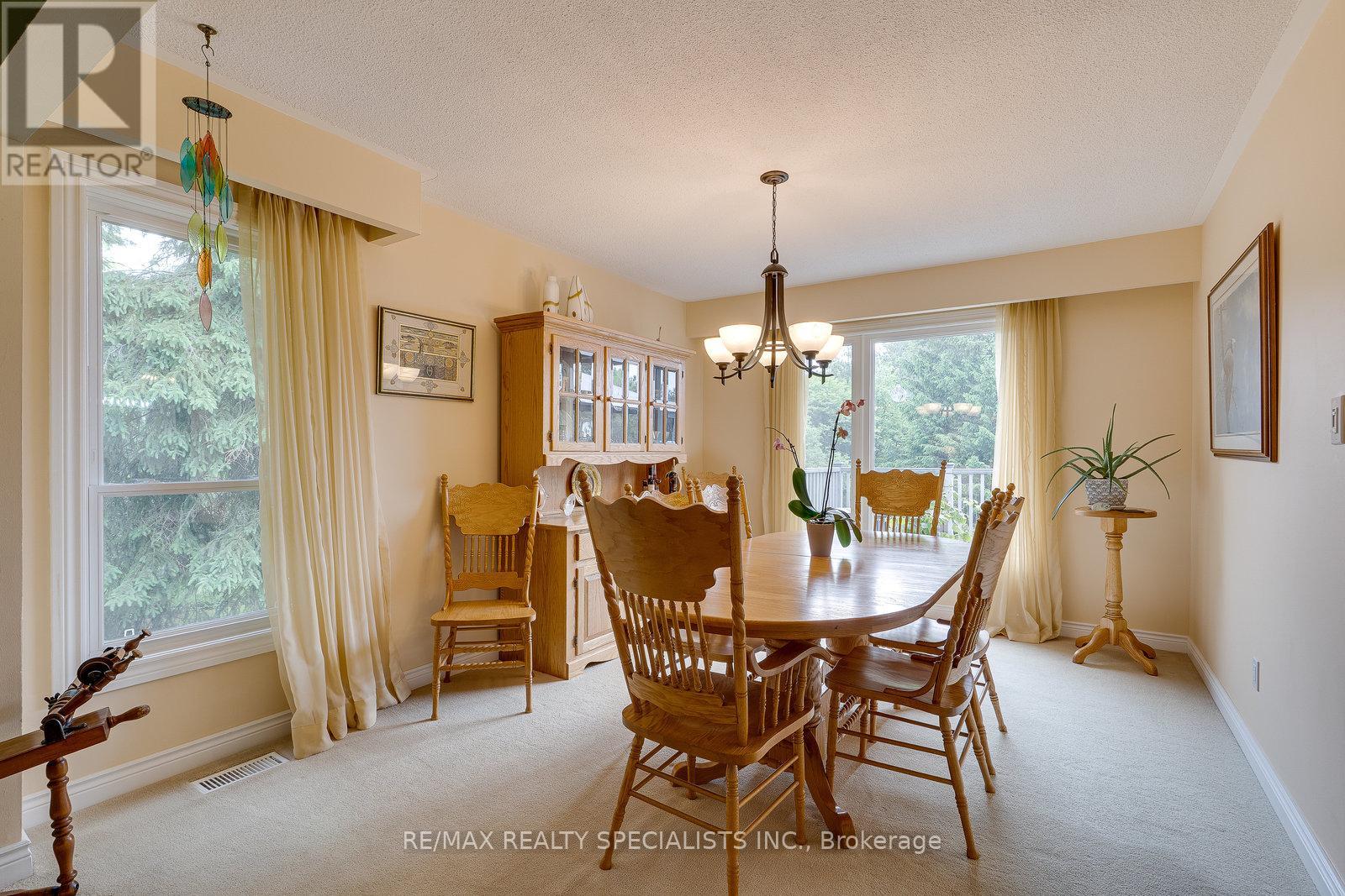 6739 Castlederg Side Road, Caledon, Ontario  L7C 0P6 - Photo 11 - W13584632