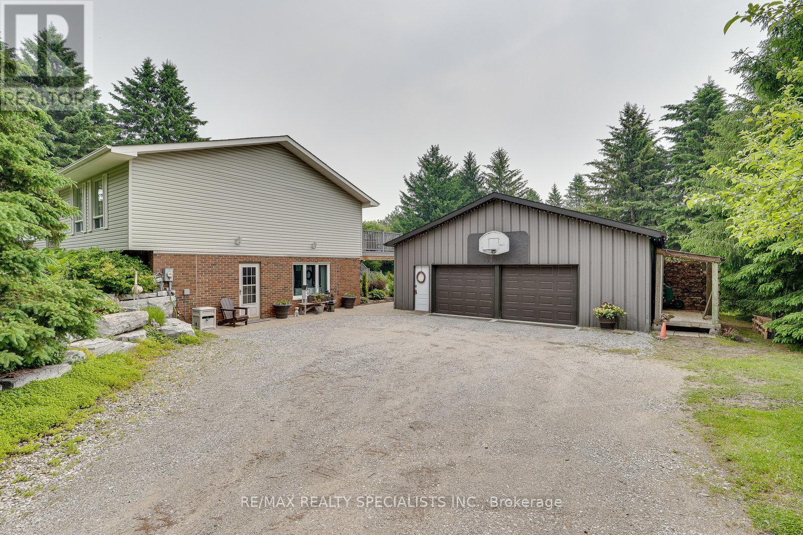 6739 Castlederg Side Road, Caledon, Ontario  L7C 0P6 - Photo 46 - W13584632