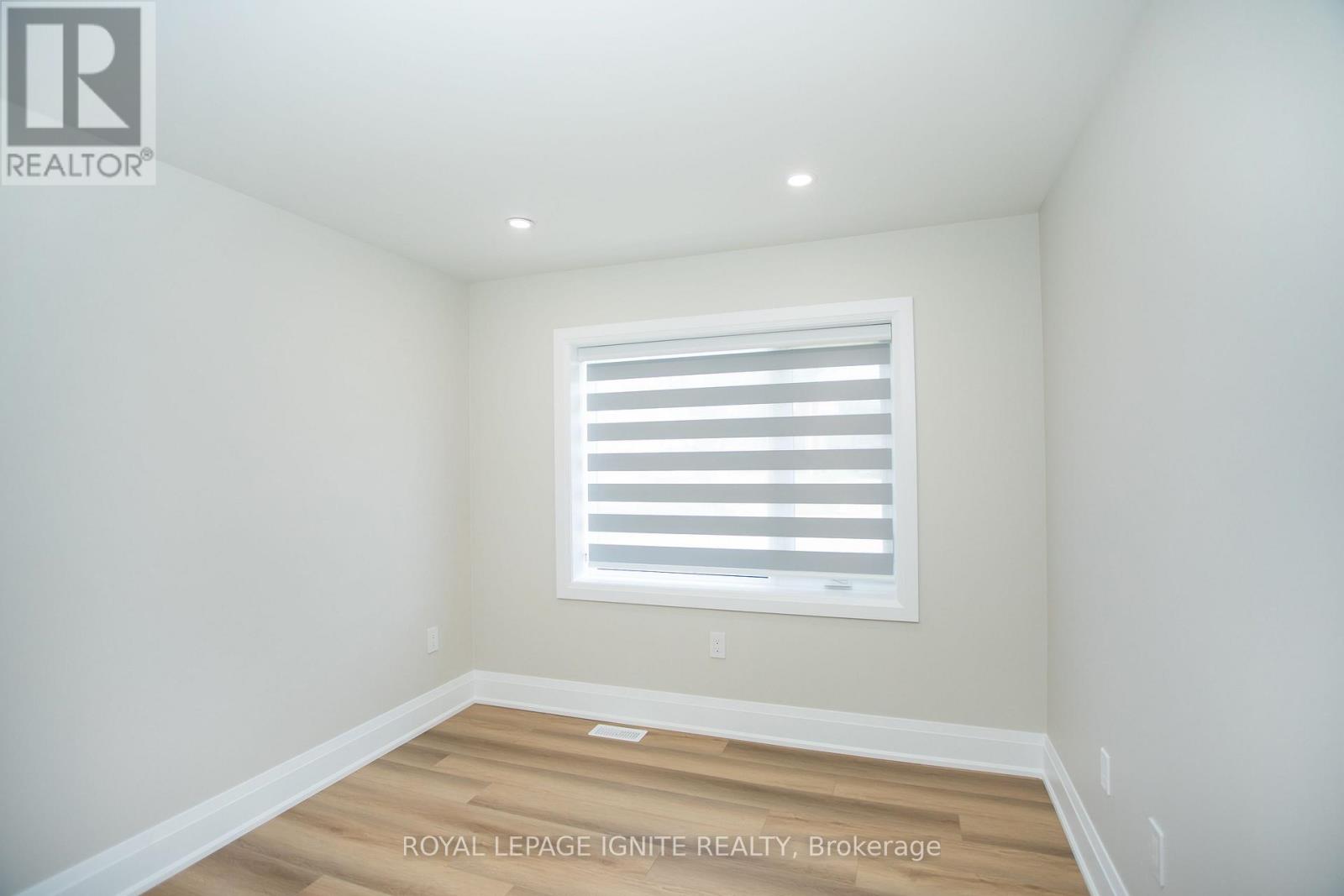 MAIN - 38 PARENT AVENUE - Photo 11