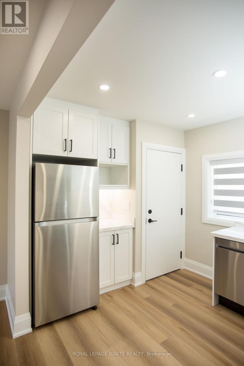 MAIN - 38 PARENT AVENUE - Photo 15