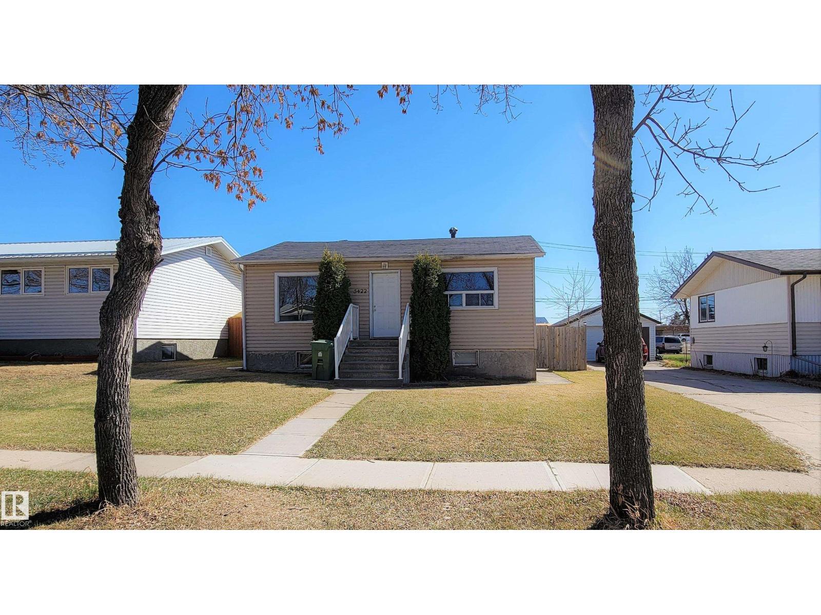 5422 51 AV, Bonnyville Town, Alberta