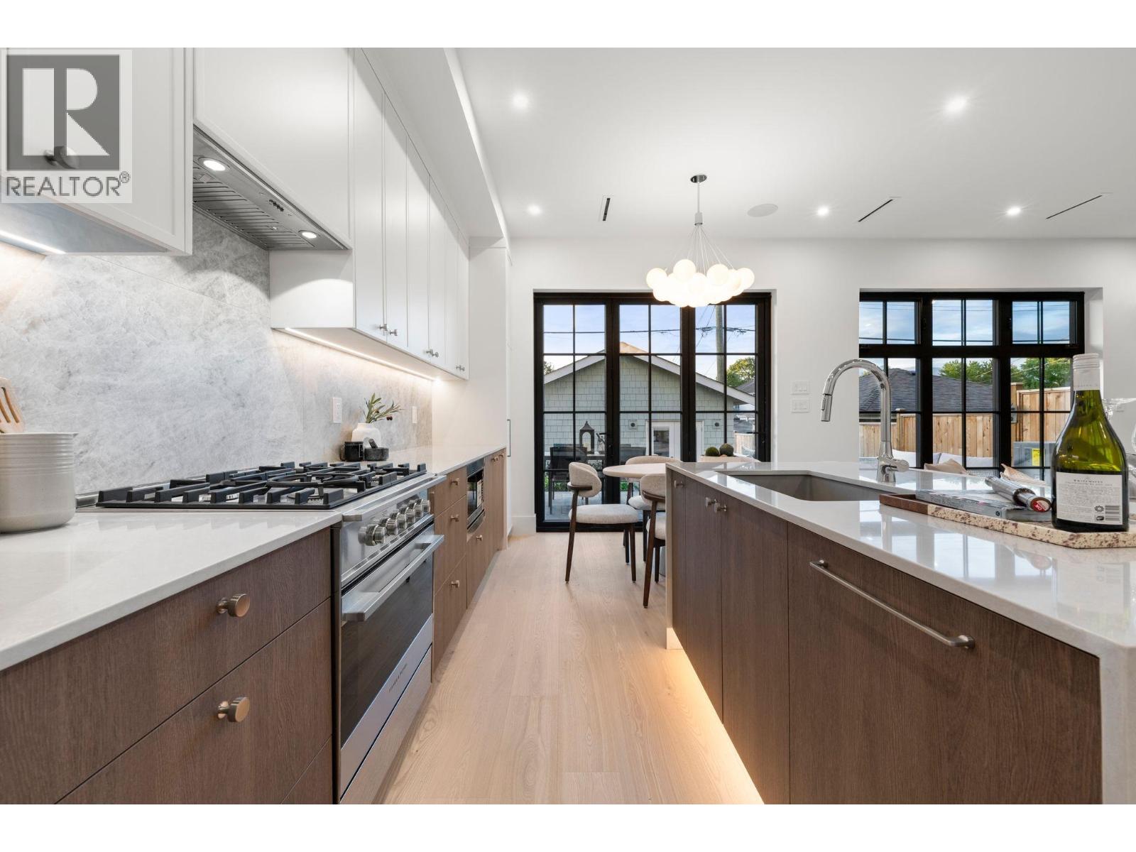 2 2735 Eton Street, Vancouver, British Columbia V5K 1K2 - Photo 6 - R3145730