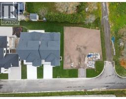 422-424 ROBINSON Street N, Grimsby, Ontario