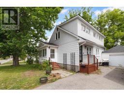 111 BECKWITH STREET E, Perth, Ontario