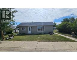 104 1 A Avenue, Coutts, Alberta