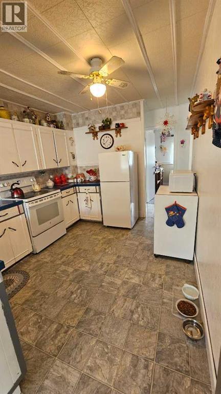 104 1 A Avenue, Coutts, Alberta  T0K 0N0 - Photo 19 - A2329101