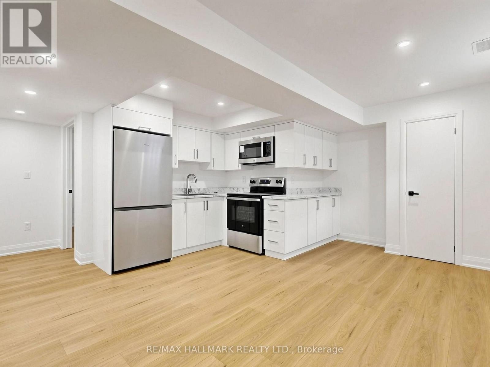 Basement Room 1 - 2205 Victoria Park Avenue, Toronto, Ontario  M1R 1V8 - Photo 6 - E13584418